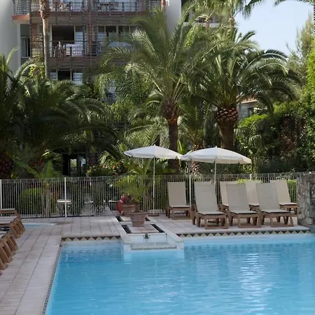 Port Prestige 2p4p Std * Antibes